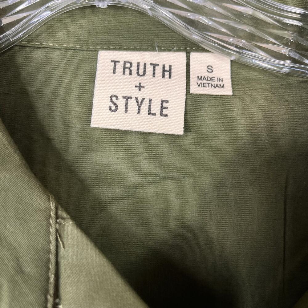 Truth + Style Woven Dolman Sleeve Green Button Shirt w/ Shark Bite Hem - Picture 3 of 8